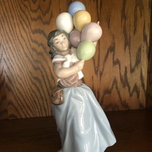 Lladro Balloon Seller